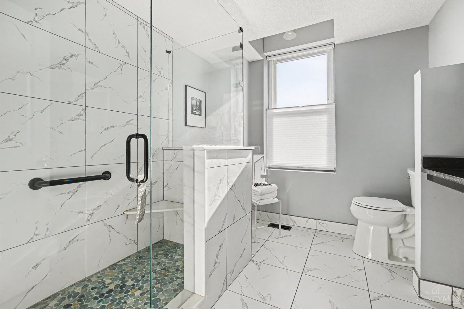 427 Hopkins Street #9, Cincinnati, OH, 45203 — photo 20