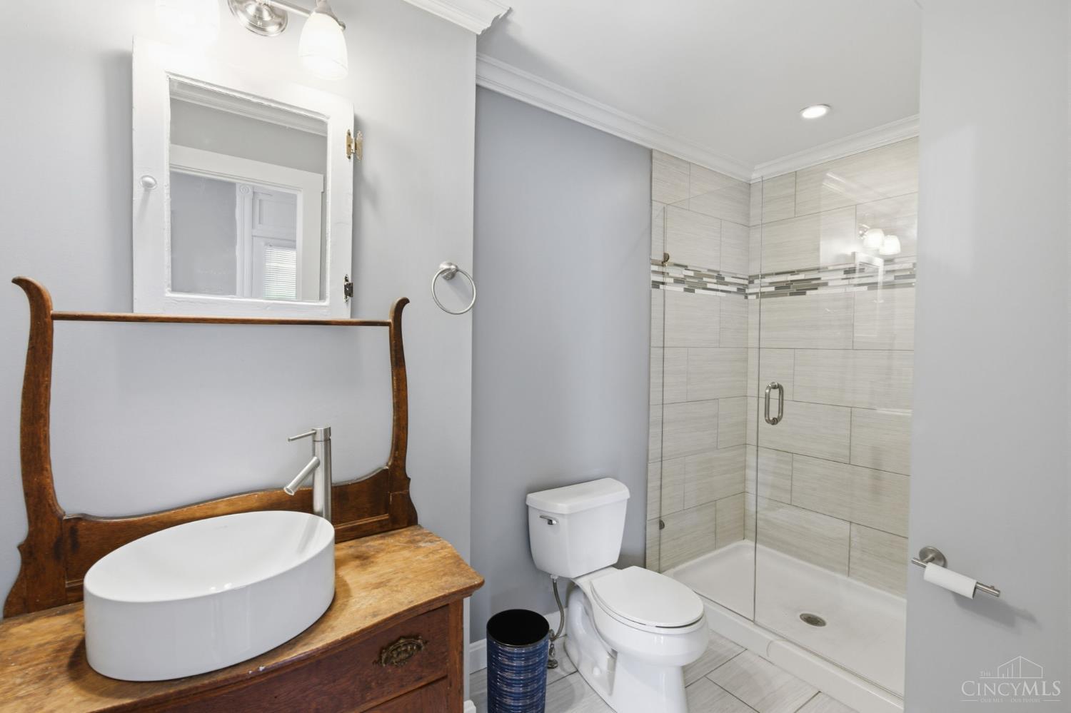 3262 Linwood Avenue, Cincinnati, OH, 45226 — photo 17