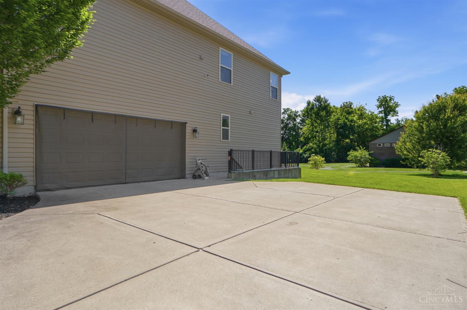 1671 Indian Grass Drive, Turtle Creek Twp, OH, 45036 — photo 65