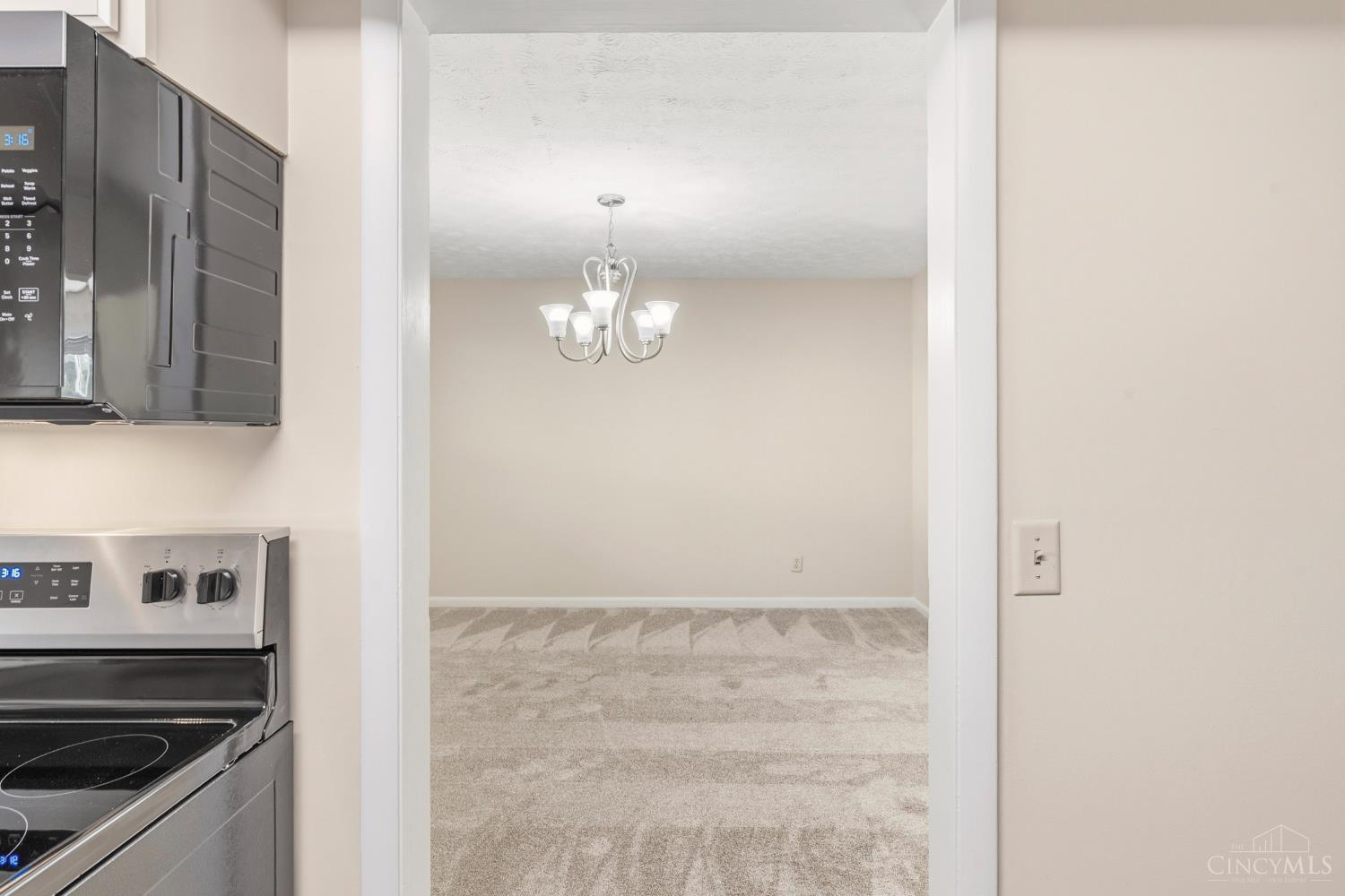 3566 Amberacres Drive #2, Cincinnati, OH, 45237 — photo 11