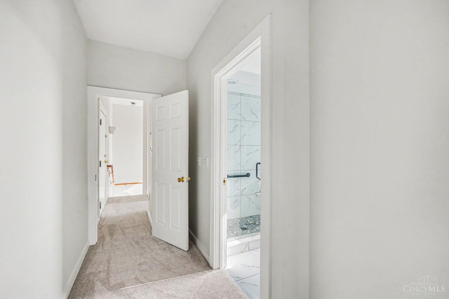 427 Hopkins Street #9, Cincinnati, OH, 45203 — photo 15