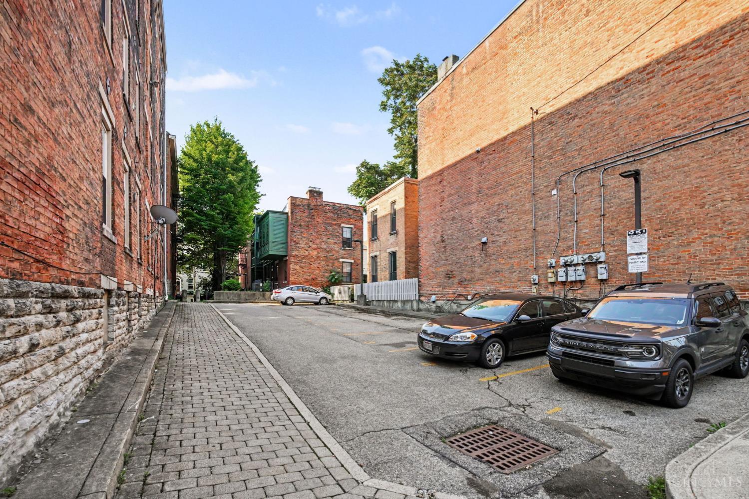 427 Hopkins Street #9, Cincinnati, OH, 45203 — photo 26