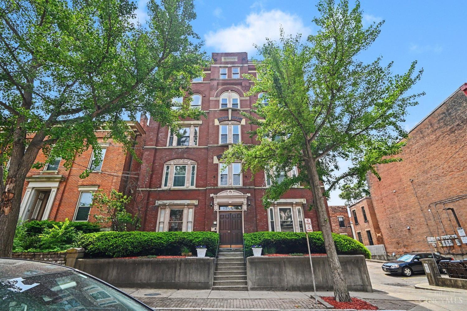 427 Hopkins Street #9, Cincinnati, OH, 45203