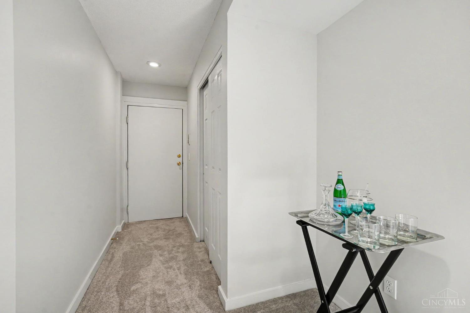 427 Hopkins Street #9, Cincinnati, OH, 45203 — photo 3