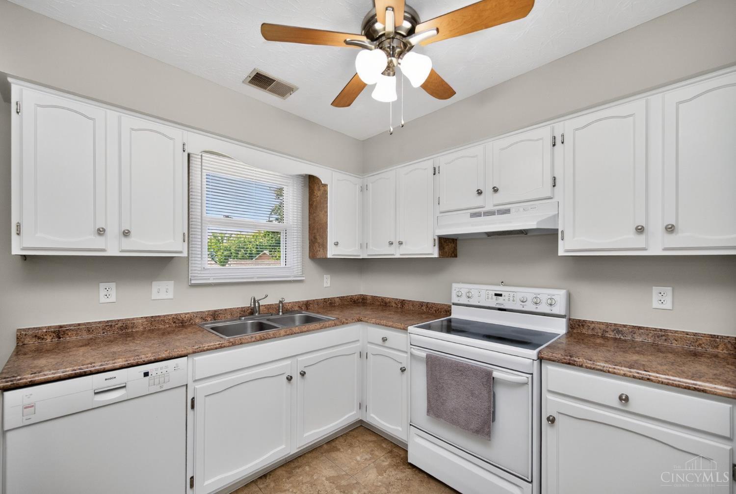4301 Post Rail Lane, Franklin Twp, OH, 45005 — photo 12