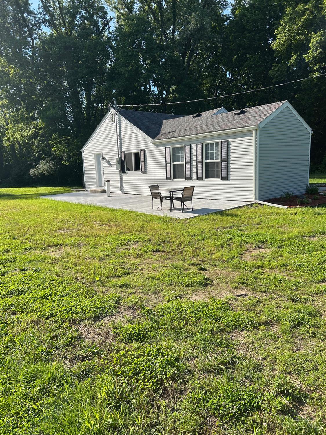 Photo 3 of Single family home for sale at 8115 Martz Paulin Rd, Franklin, OH 45005 | MLS# 1881138 | Listing updated on 2026-09-14