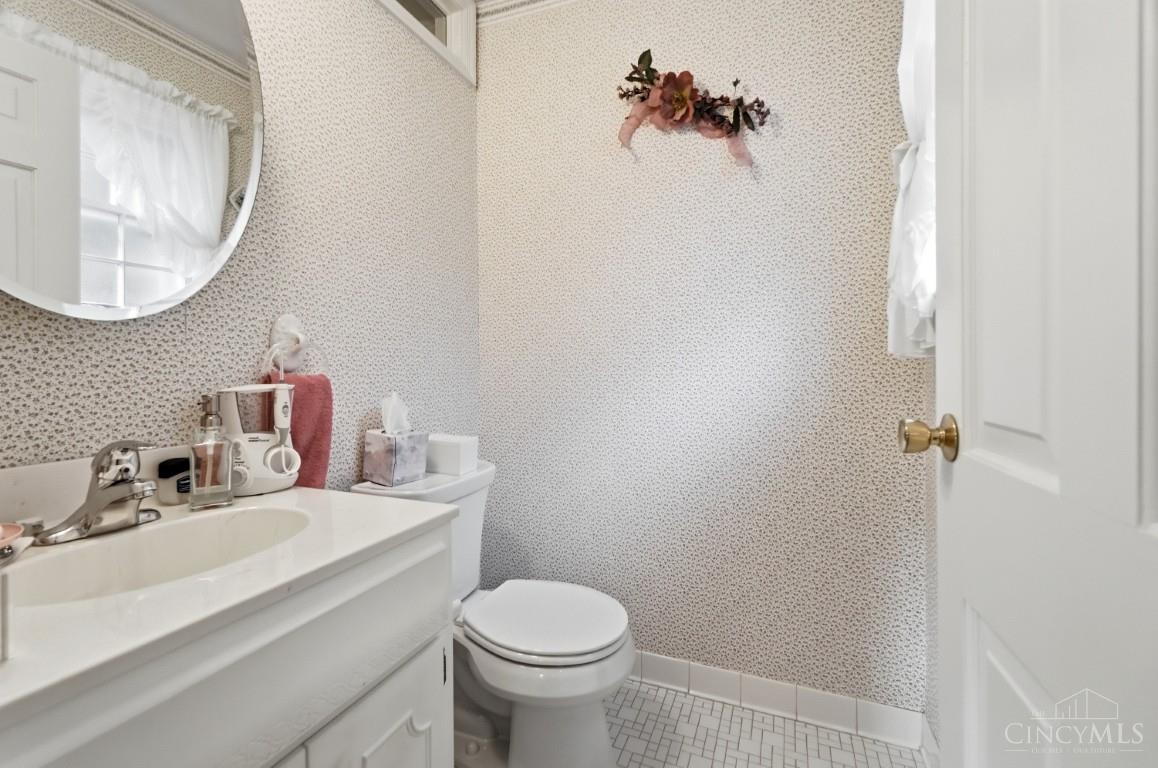 5914 Fawnridge Court, Green Twp, OH, 45239 — photo 22