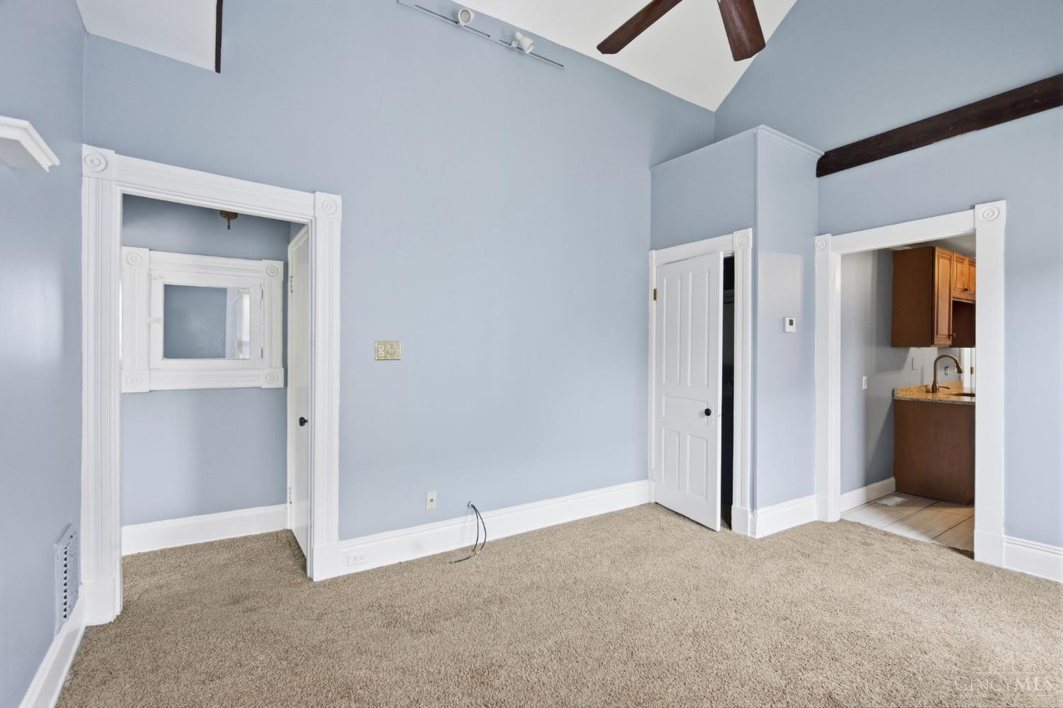 3262 Linwood Avenue, Cincinnati, OH, 45226 — photo 38
