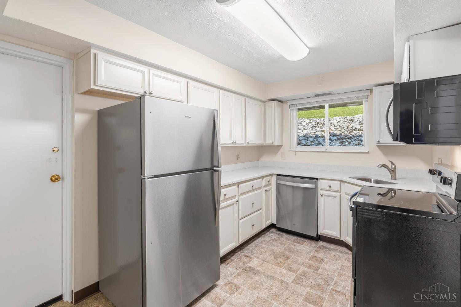 3566 Amberacres Drive #2, Cincinnati, OH, 45237 — photo 9