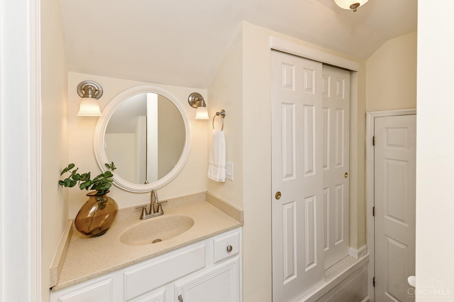 415 Tusculum Avenue, Cincinnati, OH, 45226 — photo 32