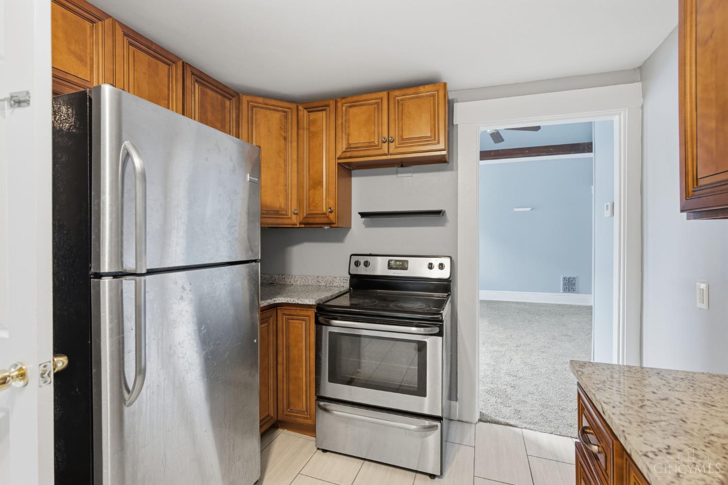 3262 Linwood Avenue, Cincinnati, OH, 45226 — photo 27