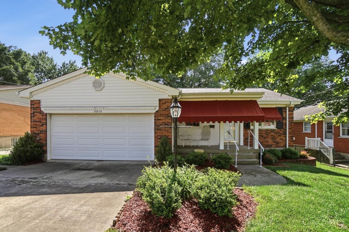 5914 Fawnridge Court, Green Twp, OH, 45239 — photo 2