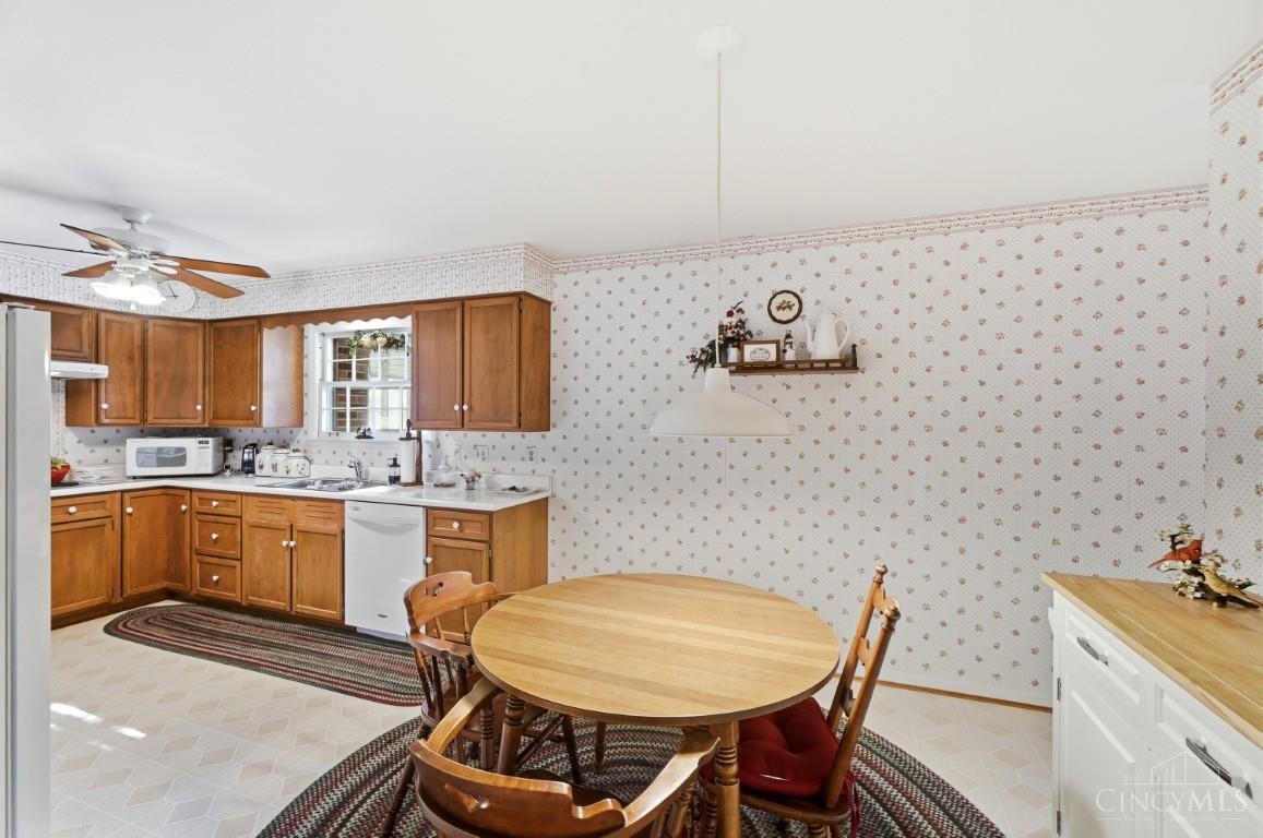 5914 Fawnridge Court, Green Twp, OH, 45239 — photo 13