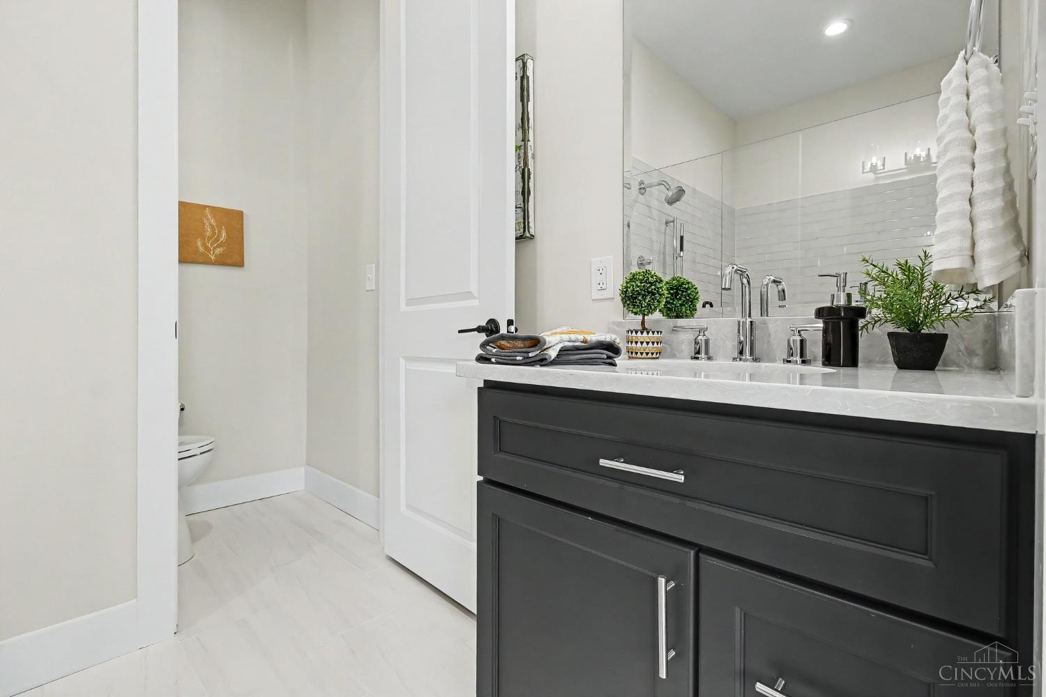 148 Mulberry Street, Cincinnati, OH, 45202 — photo 14