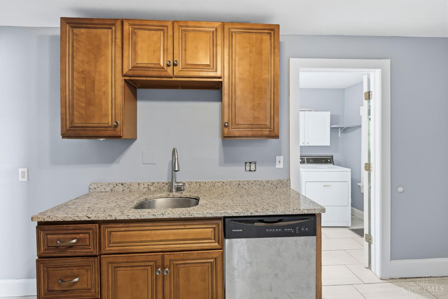 3262 Linwood Avenue, Cincinnati, OH, 45226 — photo 26
