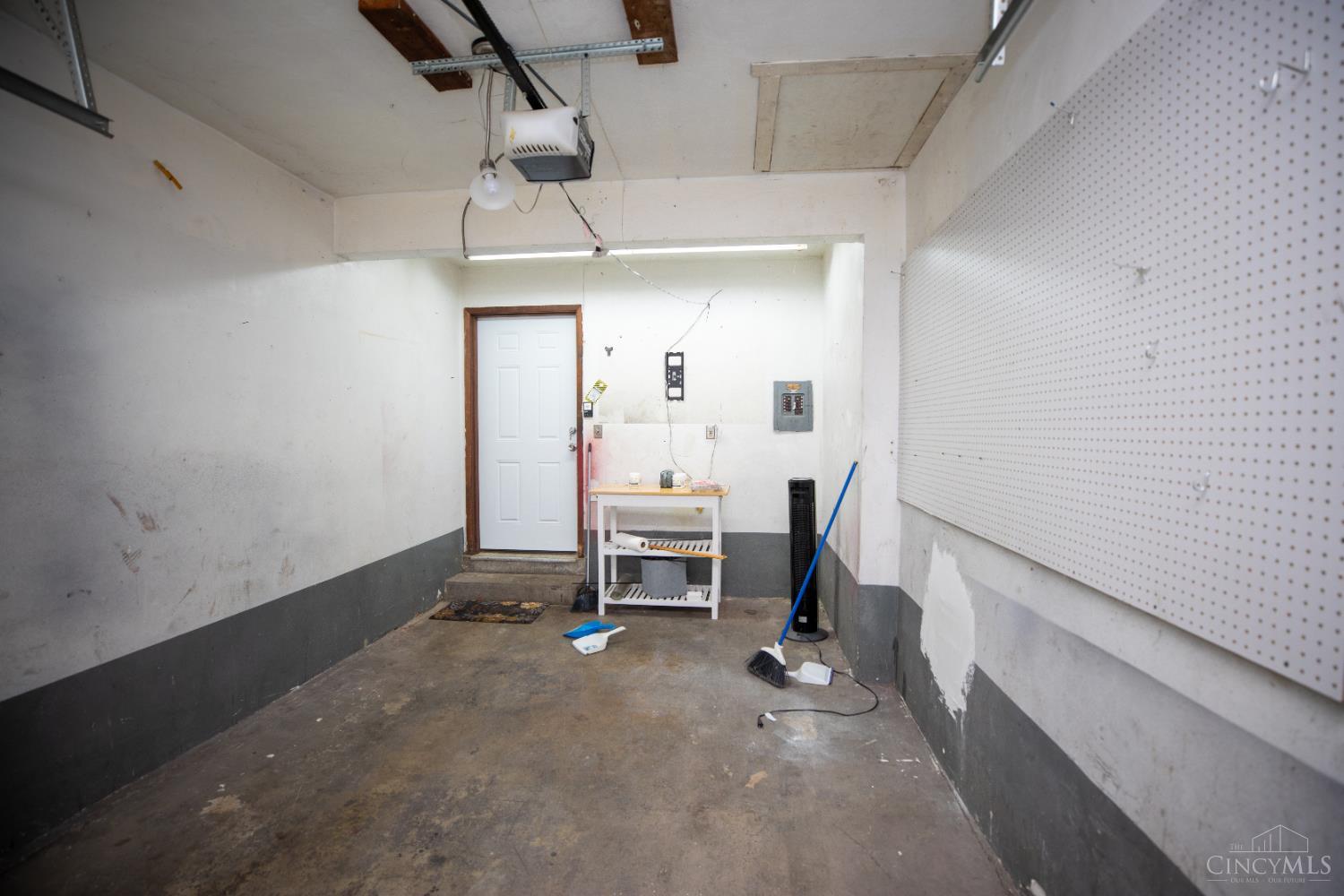 1031 Schiff Avenue #2, Cincinnati, OH, 45205 — photo 17