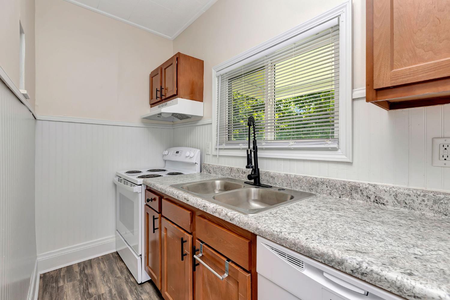5659 Bramble Avenue, Cincinnati, OH, 45227 — photo 5