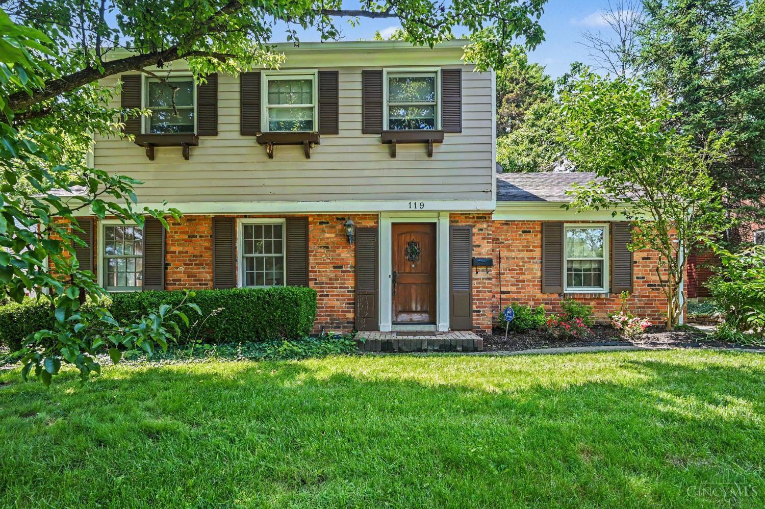 119 Forest Avenue, Wyoming, OH, 45215