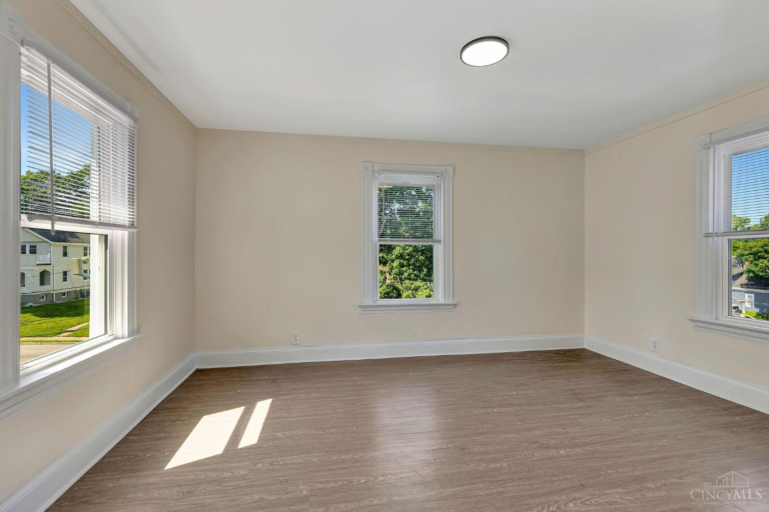 5659 Bramble Avenue, Cincinnati, OH, 45227 — photo 13
