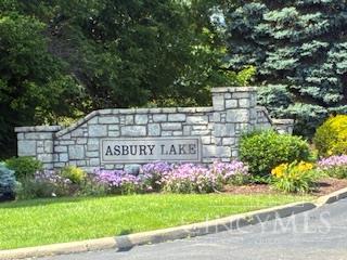 Homes for sale in Green Twp, OH | 5461 Asbury Lake Dr #78, Green Twp, OH 45247 | MLS# 1879826