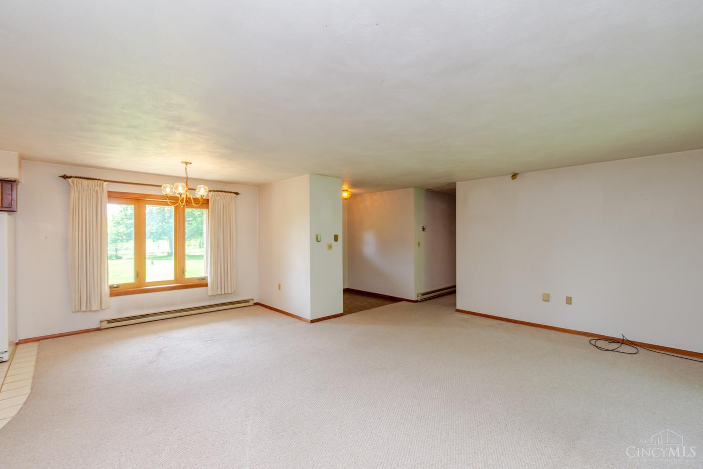 5582 Ozias Road, Washington Twp, OH, 45320 — photo 5