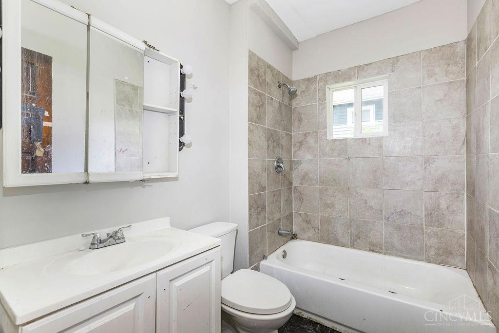 3414 Woodburn Avenue, Cincinnati, OH, 45207 — photo 25