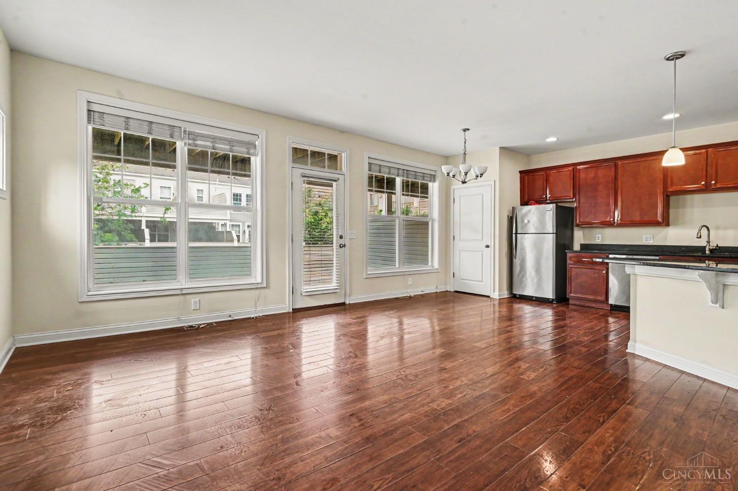 2926 Eden Avenue, Cincinnati, OH, 45219 — photo 2