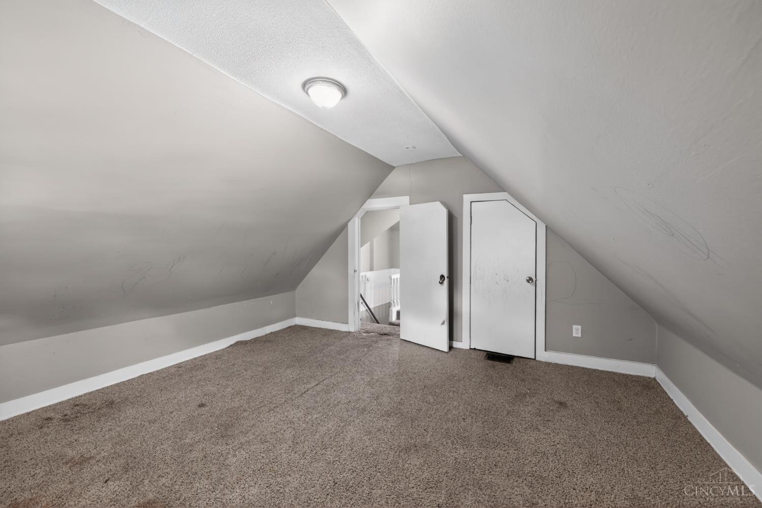 3845 Olivette Avenue, Cheviot, OH, 45211 — photo 10
