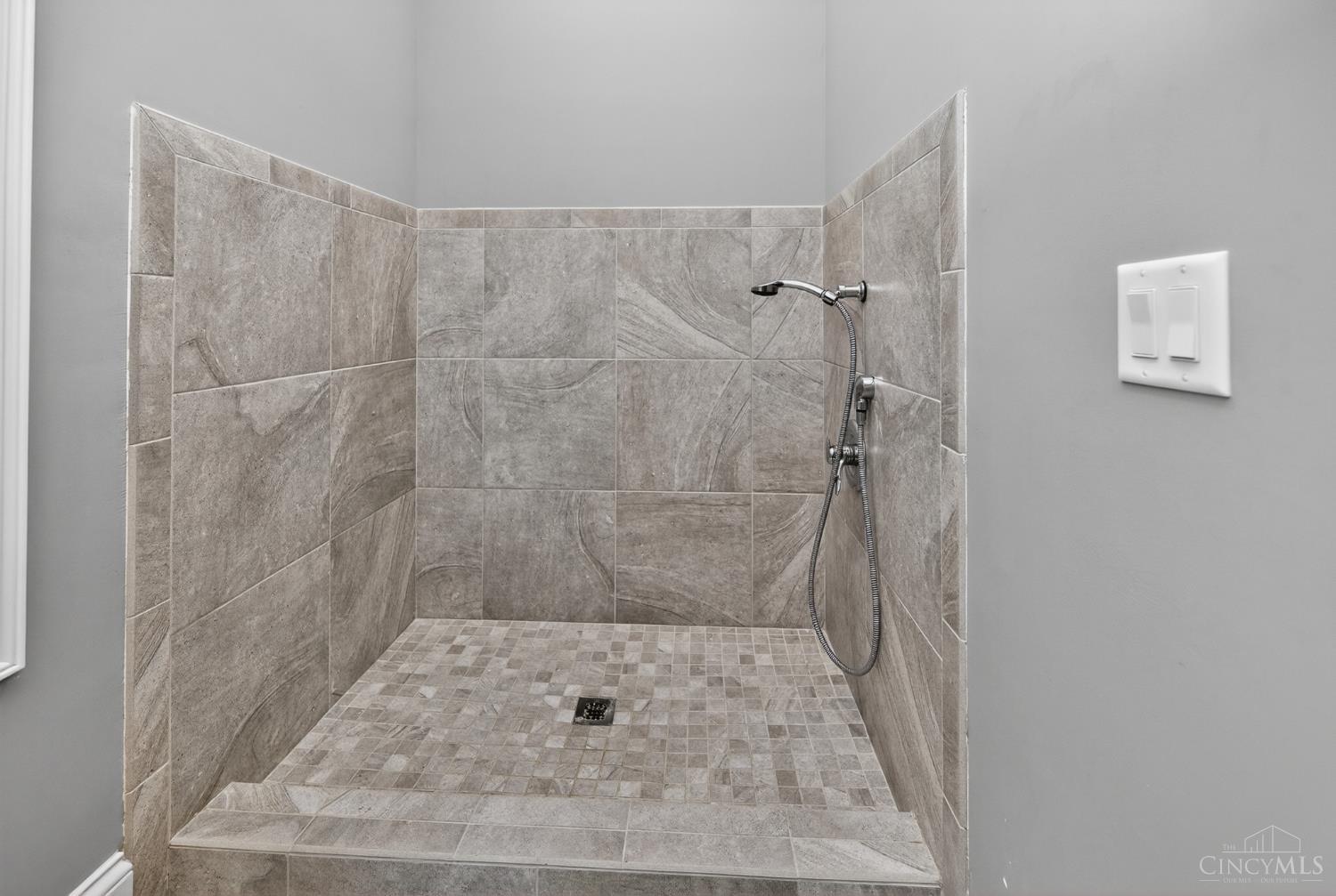 6784 Rose Mallow Drive, West Chester, OH, 45069 — photo 25