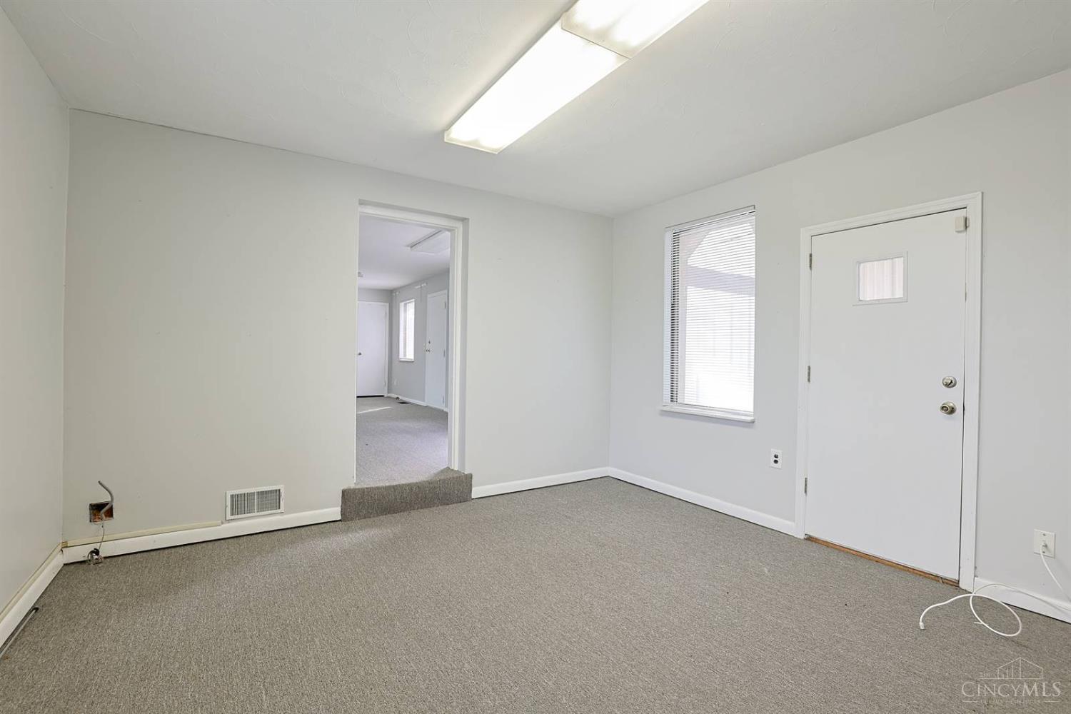 9452 Cincinnati Columbus Road, West Chester, OH, 45241 — photo 7