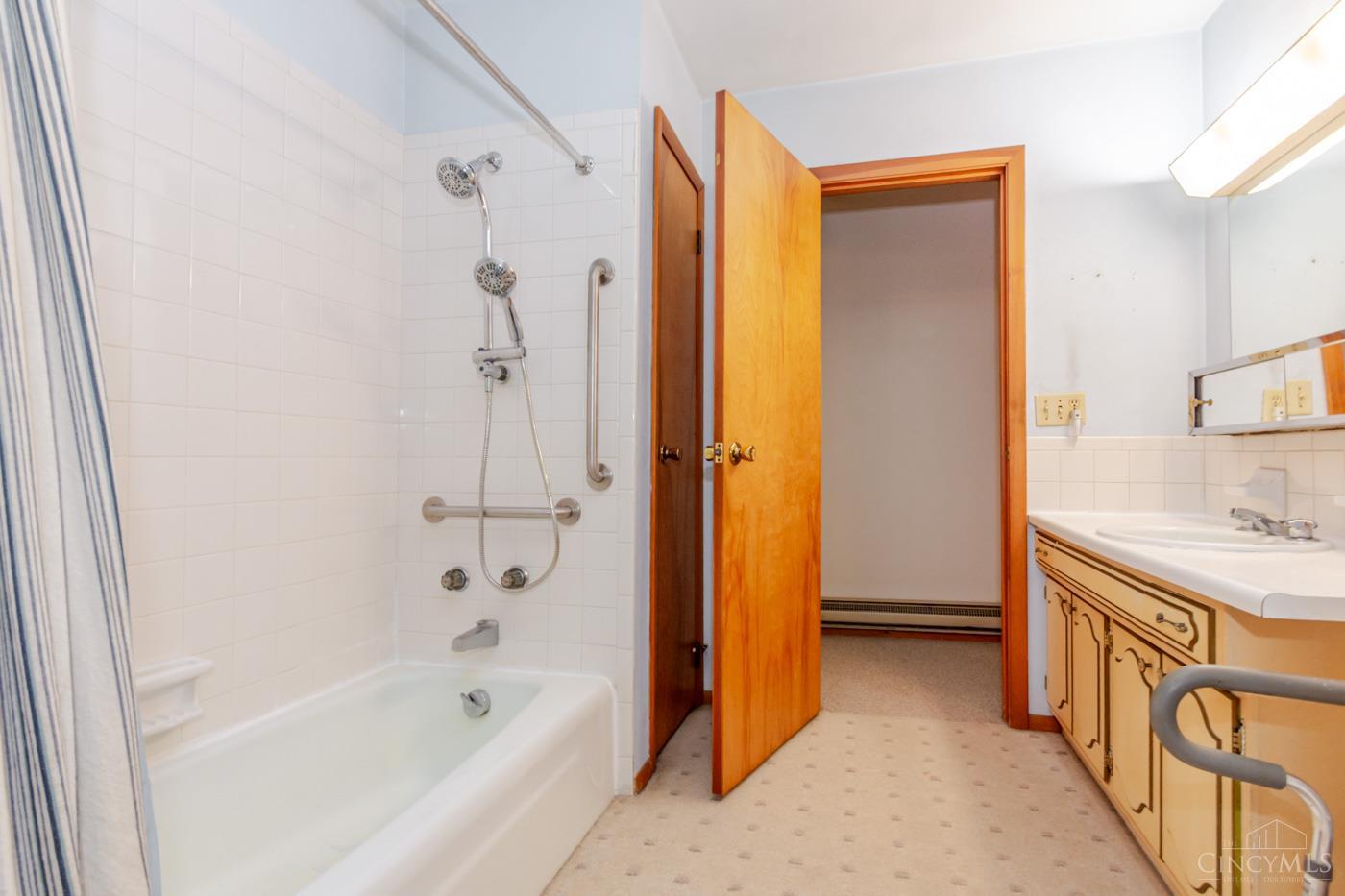 5582 Ozias Road, Washington Twp, OH, 45320 — photo 17