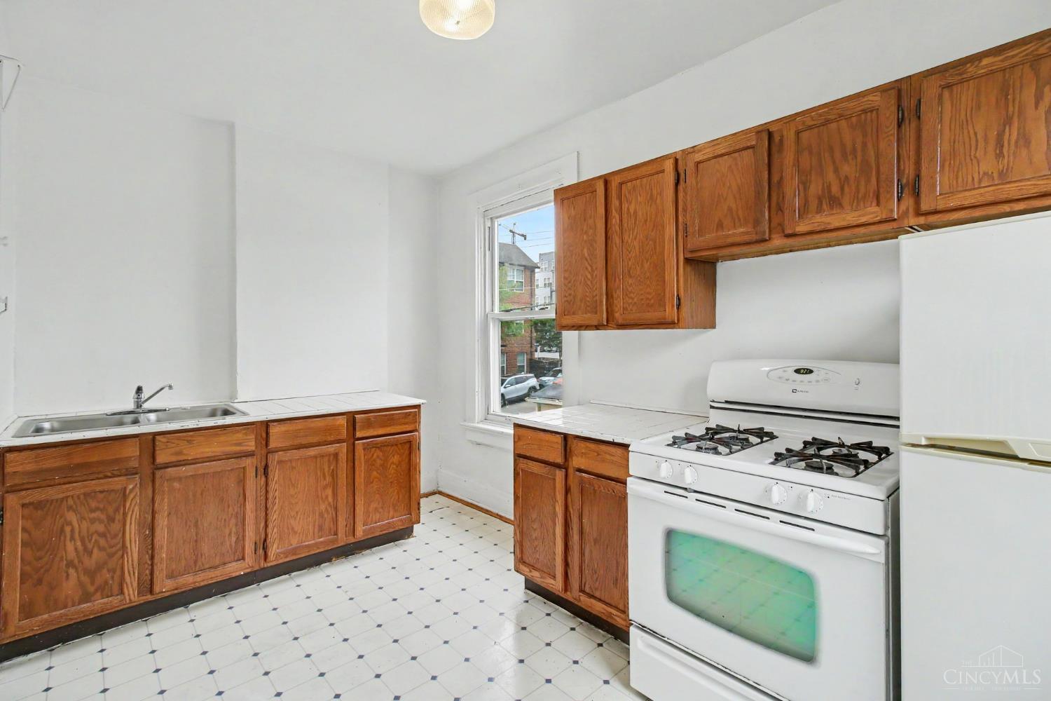 2701 Euclid Avenue, Cincinnati, OH, 45219 — photo 31