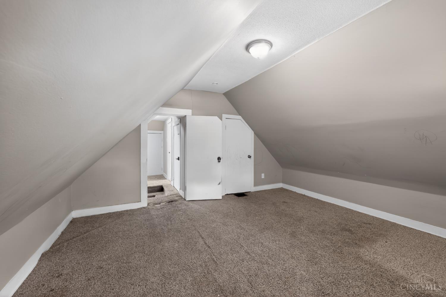 3845 Olivette Avenue, Cheviot, OH, 45211 — photo 9