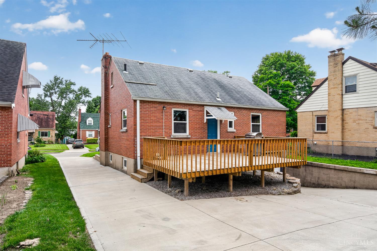 5544 Raceview Avenue, Green Twp, OH, 45248 — photo 40