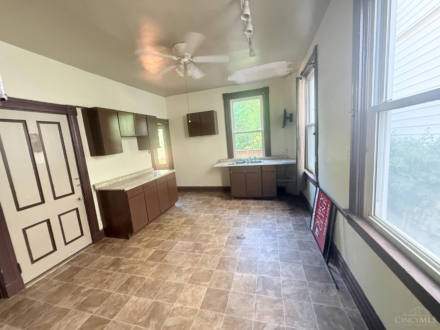 718 Greenwood Avenue, Cincinnati, OH, 45229 — photo 5
