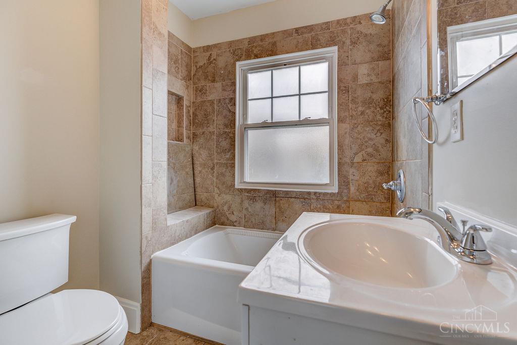 3167 Auten Ave, Cincinnati, OH, 45213 — photo 17