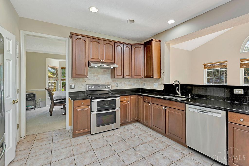 5742 Woodmansee Way, Liberty Twp, OH, 45044 — photo 13