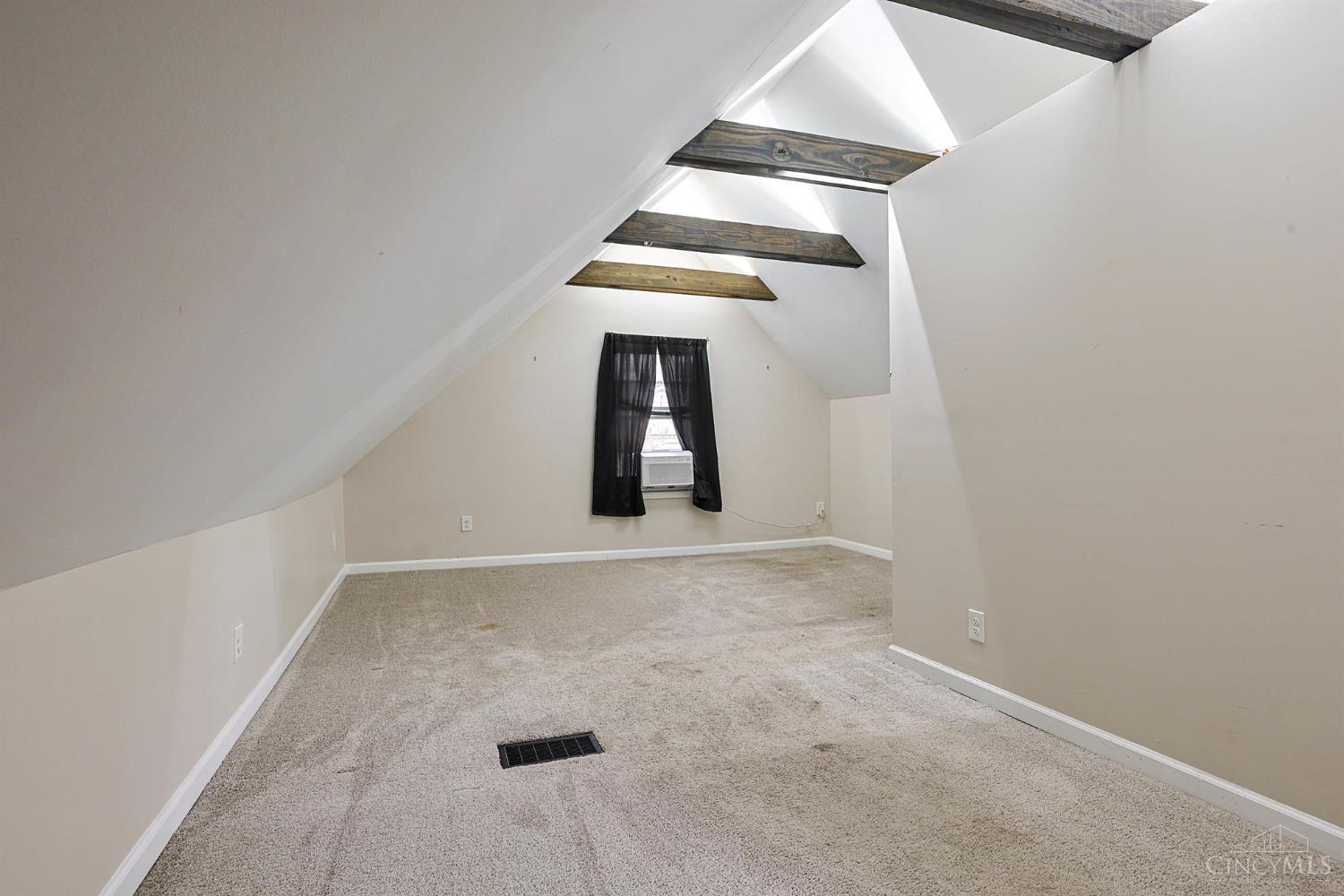 3765 Iona Avenue, Cincinnati, OH, 45213 — photo 14