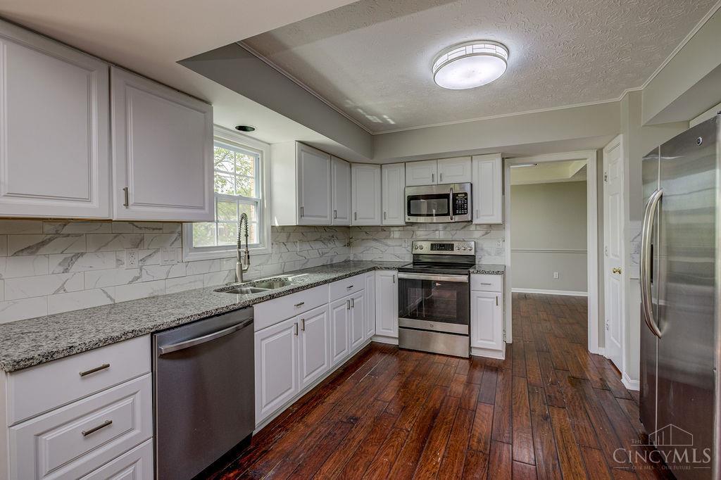 7497 Rolling Meadows Drive, West Chester, OH, 45069 — photo 13