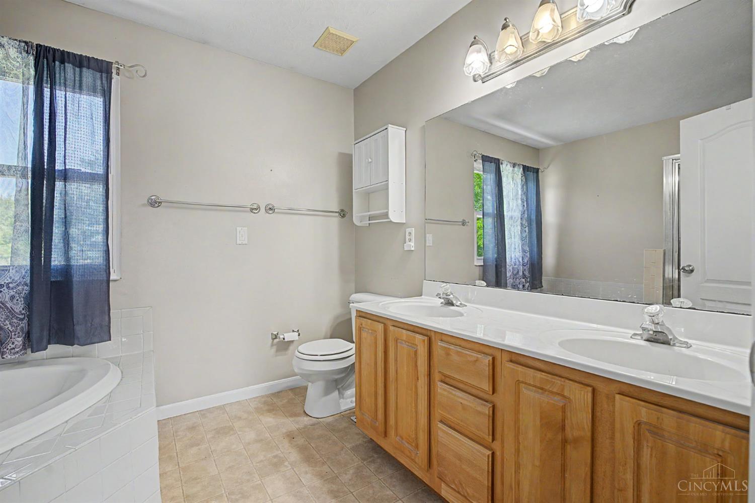 6714 Grimsby Lane, Liberty Twp, OH, 45011 — photo 28