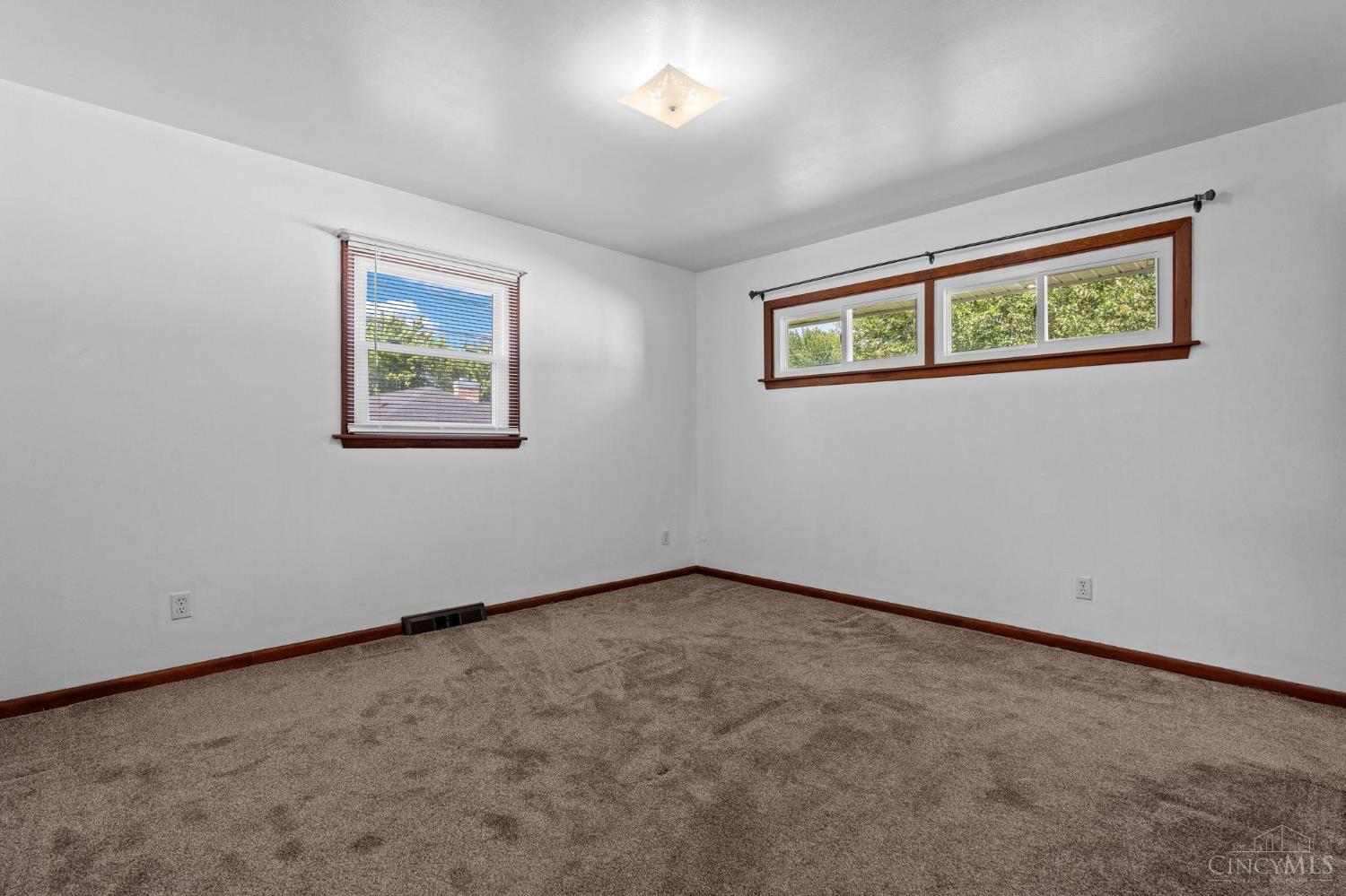 1313 Westmoor Drive, Wilmington, OH, 45177 — photo 11