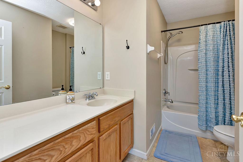 5742 Woodmansee Way, Liberty Twp, OH, 45044 — photo 23