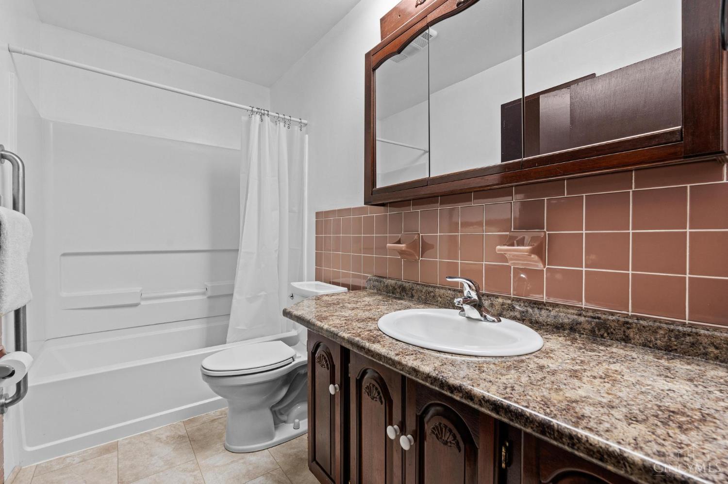1313 Westmoor Drive, Wilmington, OH, 45177 — photo 15