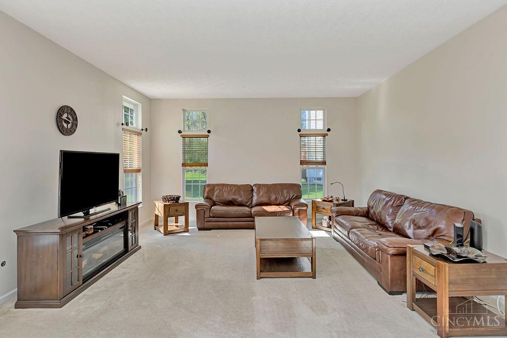 5742 Woodmansee Way, Liberty Twp, OH, 45044 — photo 9