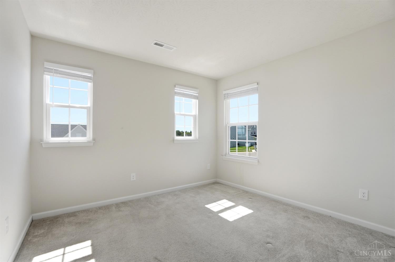 5989 Outlook Court, Hamilton Twp, OH, 45152 — photo 34