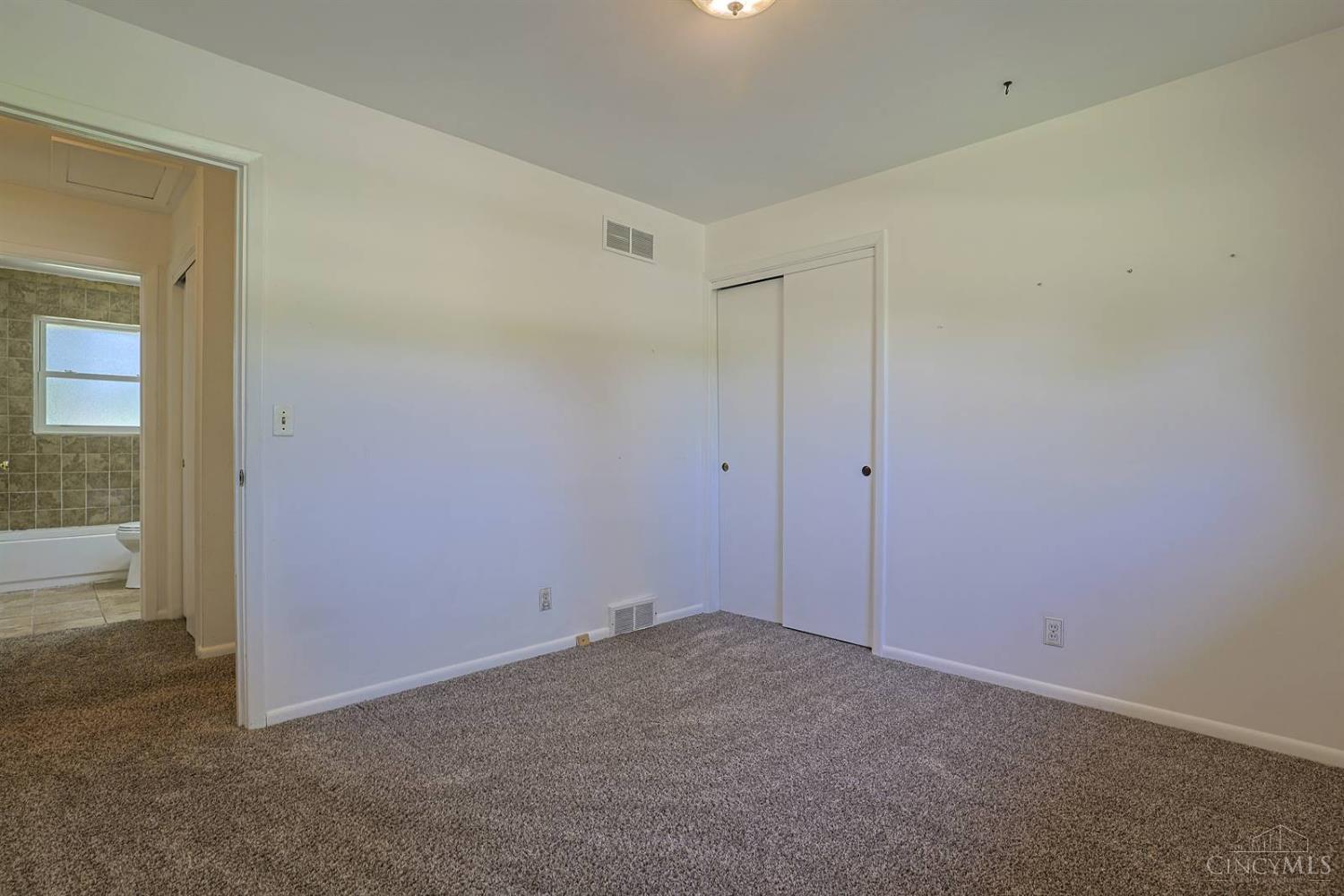 7266 Dimmick Road, West Chester, OH, 45069 — photo 23