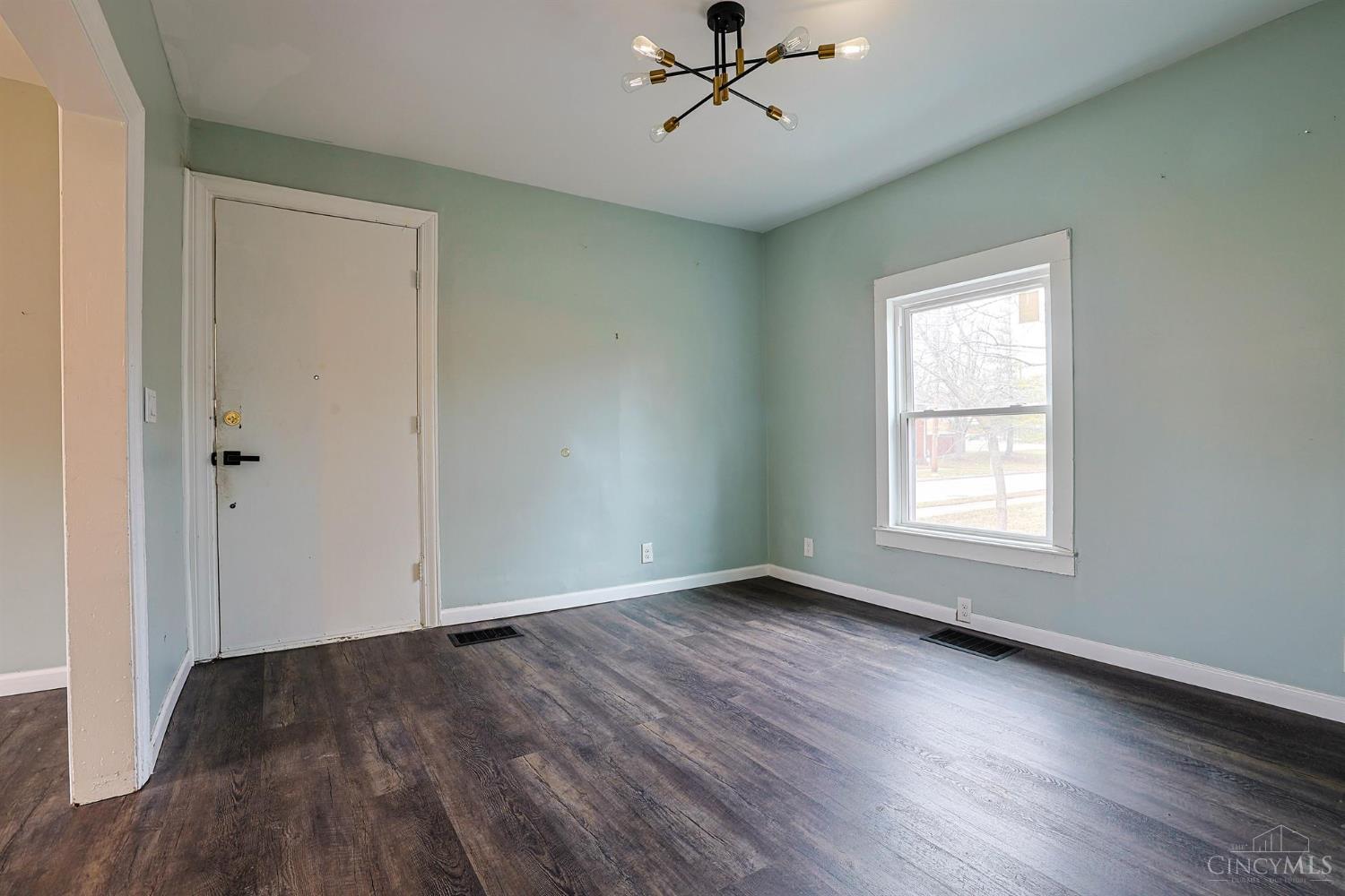 3765 Iona Avenue, Cincinnati, OH, 45213 — photo 4