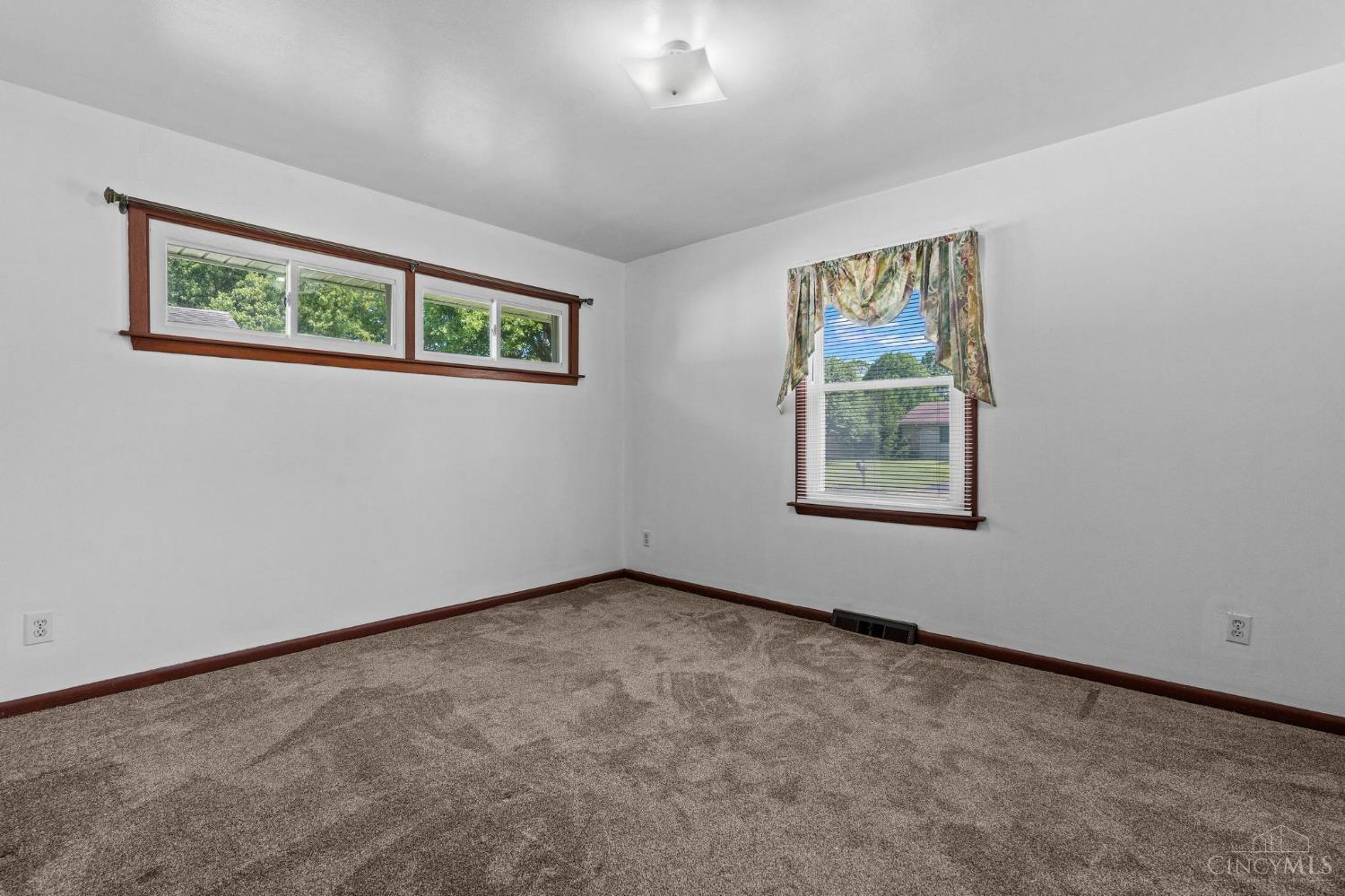 1313 Westmoor Drive, Wilmington, OH, 45177 — photo 13