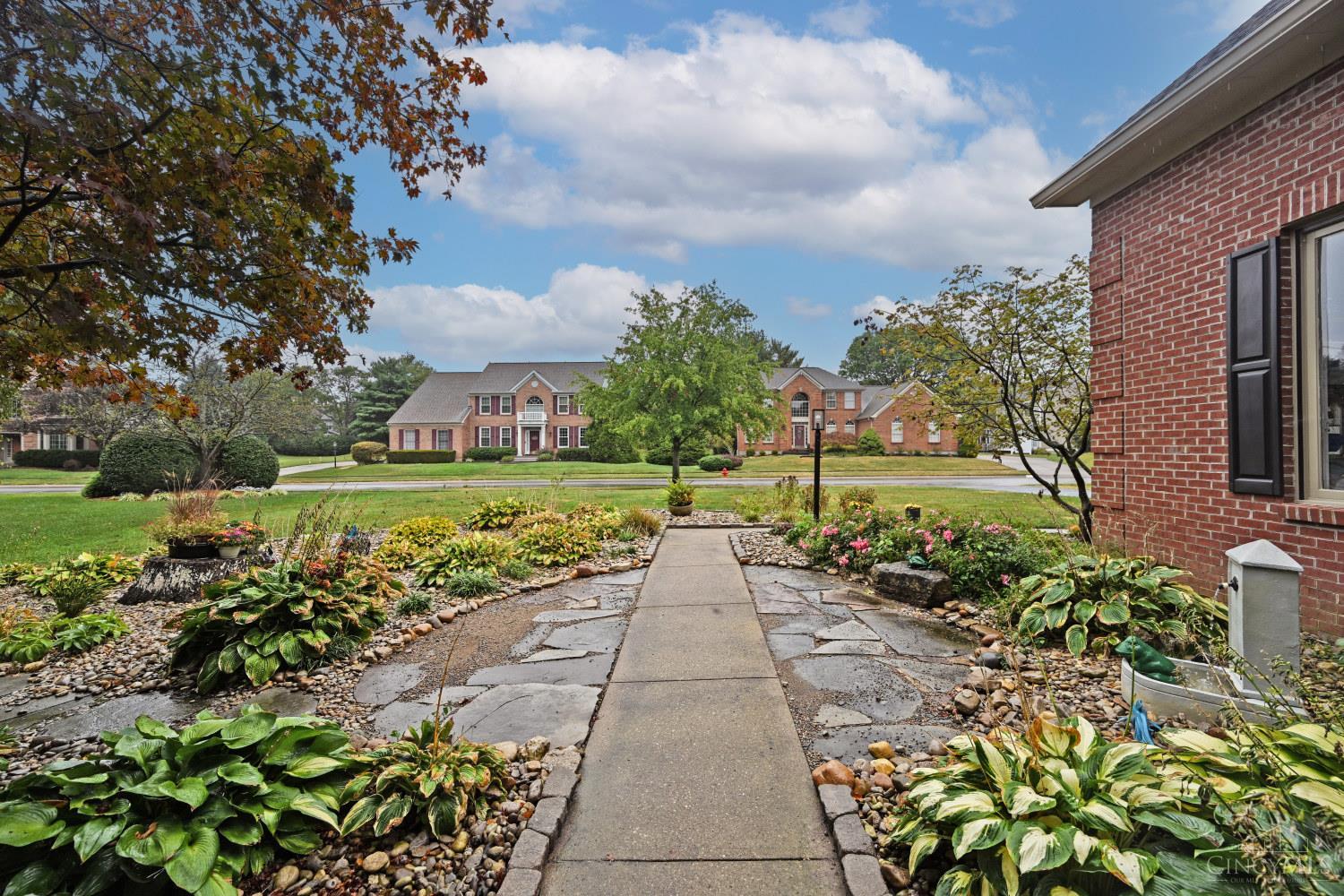 9570 Old Village Drive, Deerfield Twp., OH, 45140 — photo 3