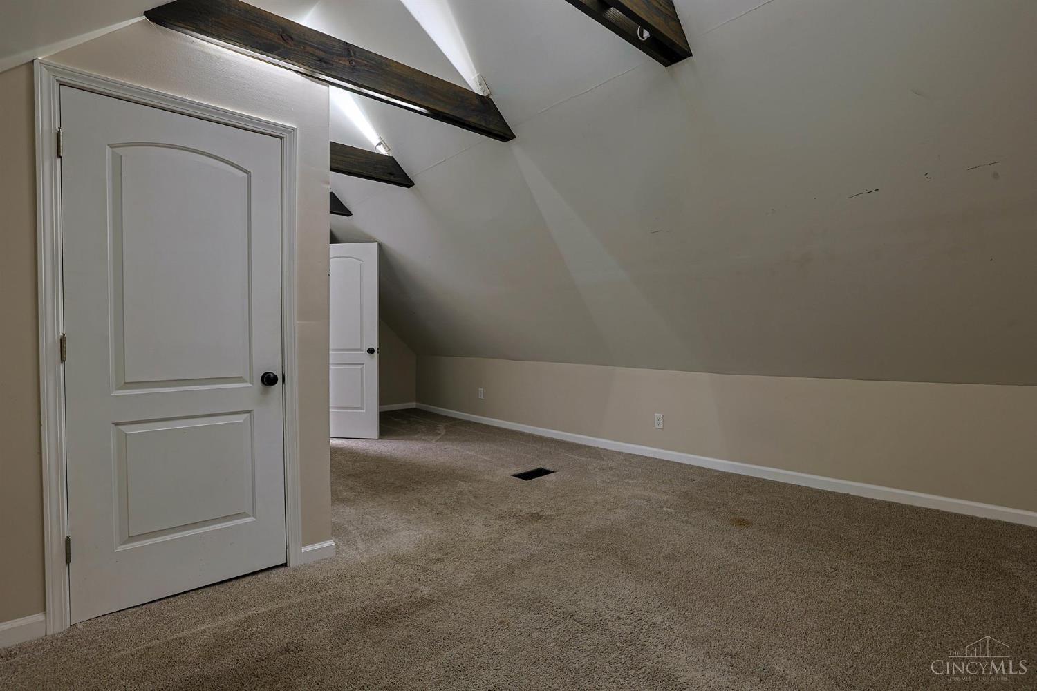 3765 Iona Avenue, Cincinnati, OH, 45213 — photo 16